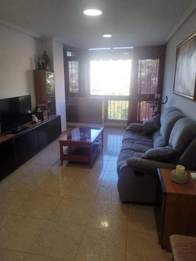 SAN BLAS, Piso todo exterior con plaza de garaje incluida — 7