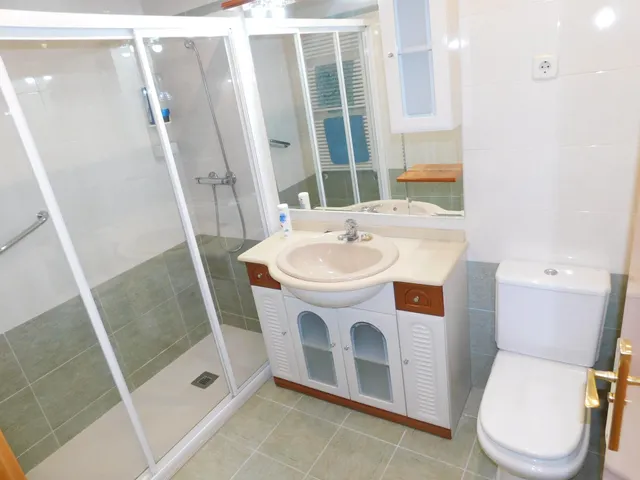 Piso zona ermita, 3 dormitorios, 2 baños, garaje, trastero y piscina — 35
