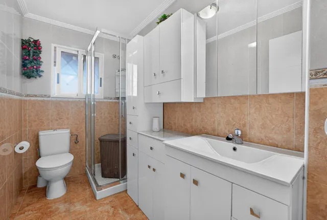 Res. Europa - Bungalow reformado con jardín, 2 dormitorios y entrada para el coche — 16