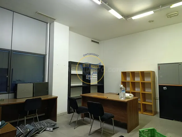 Amplio Local Comercial en Alquiler en Sant Josep, Ontinyent