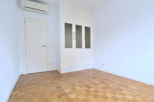 Se alquila piso de 2 dormitorios con increible terraza de 100m2 — 12