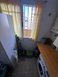 Gran apartamento familiar de 3 dormitorios, 2 baños y parkin - foto 5