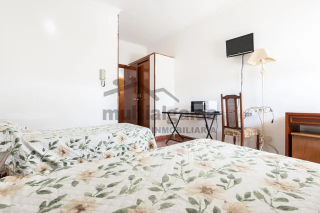HOSTAL-RESTAURANTE EN SAN BENITO - LEBRIJA — 10