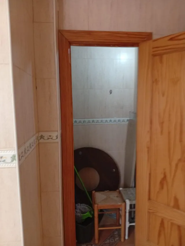 ¡Piso Ideal para Estudiantes junto a la Parada de Metro Villarejo! ref: DLR280 — 12