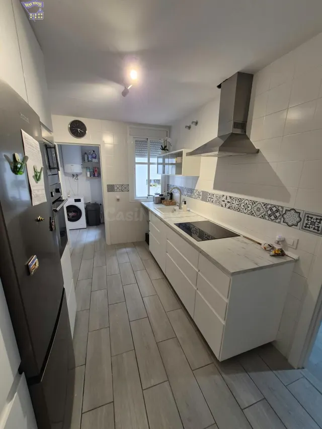 SE VENDE PISO EN ZONA CERCANA AL CENTRO DE ARCOS DE LA FRONT - foto 3