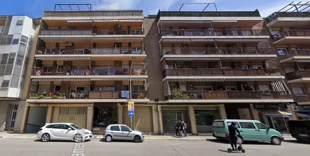 PLAZA PARQUING EN ALQUILER CALLE MASQUEFA — 4