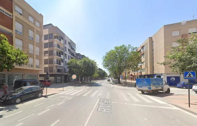 Local Comercial en Alquiler - Oportunidad Única en Alameda d