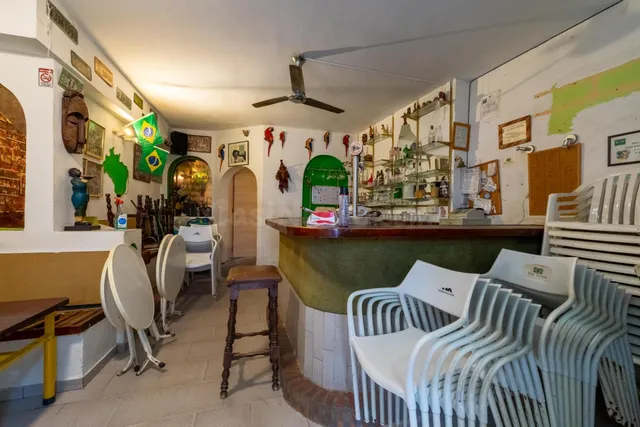 EDIFICIO CON HISTORIA A UN MINUTO DEL MAR | LOS BOLICHES, FU - foto 2