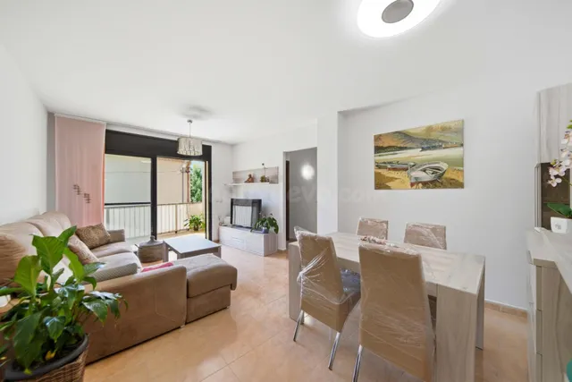 Piso en venta en Vilajuiga - foto 4