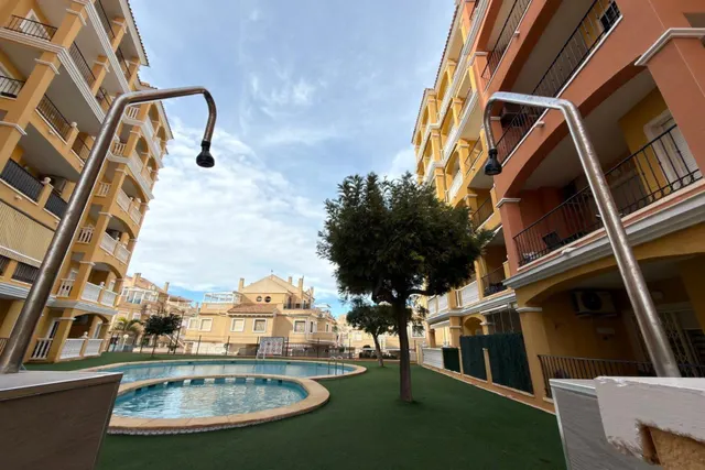 ÁTICO EN TORREBLANCA CON PARKING, PISCINA COMUNITARIA Y VISTAS DESPEJADAS! — 24