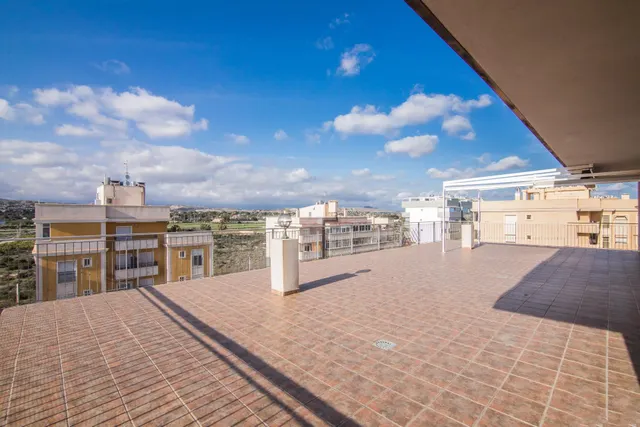 ENTRE EL CIELO Y LA TIERRA SUCEDE LA VIDA!!!!! AQUI TIENES ESTE ESPECTACULAR ATICO - ELCHE- ALTABIX — 16