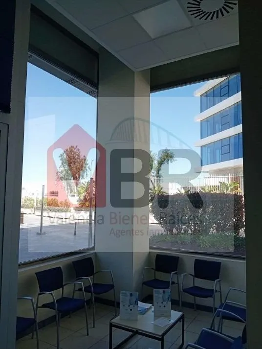 ** PONEMOS A TU DISPOSICIÓN ESTAS MAGNIFICAS OFICINAS DE 490 METROS EN EL PARQUE TACTICA DE PATERNA ** Con una multitud de servicios: sucursales bancarias, gimnas — 5