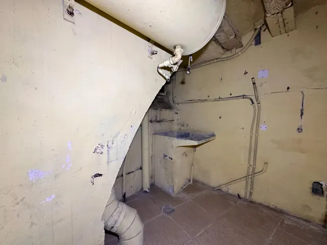 SE VENDE CASA ADOSADA EN BERGA — 17