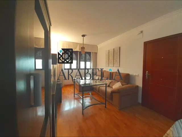 ¡ACOGEDOR PISO CON PATIO PRIVATIVO EN EL NARANJO! — 3