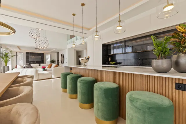 Moderna villa de lujo en la prestigiosa urbanización de Sierra Blanca, Marbella — 14