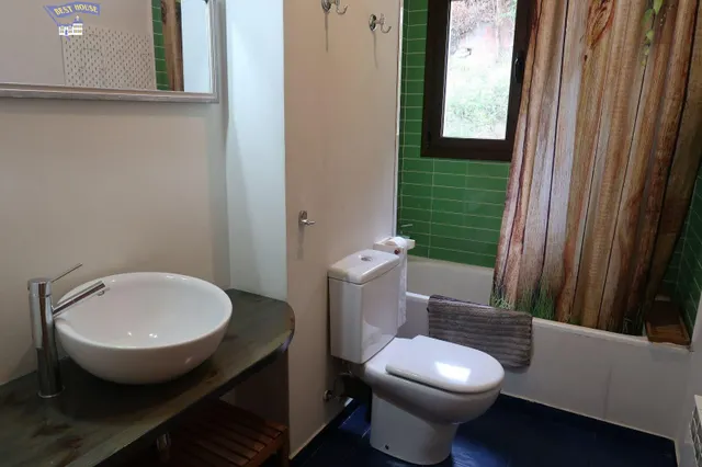 EXCLUSIVA VILLA DE DISEÑO CON PISCINA PRIVADA, VISTAS PANORÁMICAS Y 1.760 M2 DE PARCELA — 22