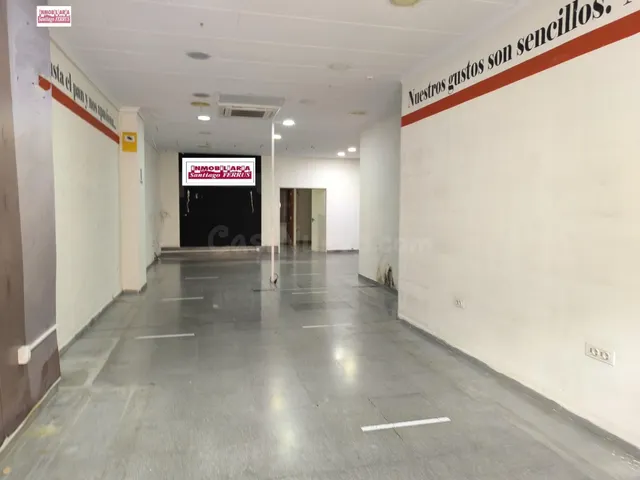 ALQUILER DE LOCAL COMERCIAL CENTRICO EN ALMUSSAFES - foto 4