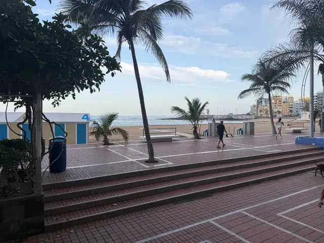 Alquiler en playa de las canteras — 25