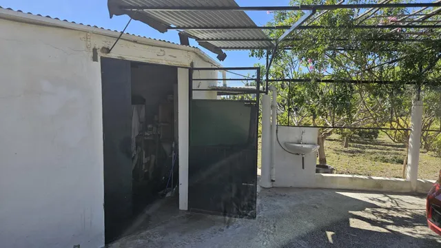 PARCELA RÚSTICA CON CASA DE APEROS  Y ÁRBOLES FRUTALES EN LA ALQUERÍA — 4