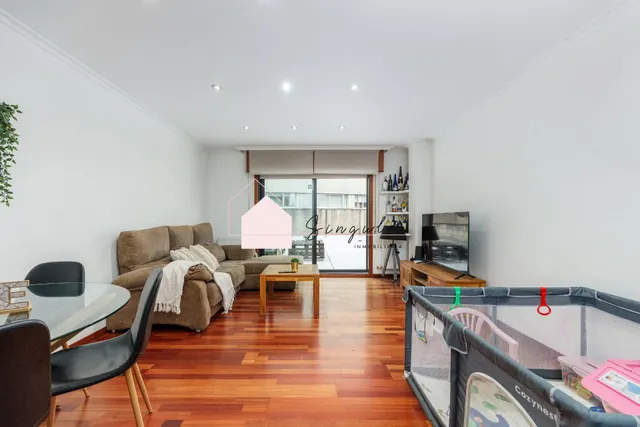Piso con gran terraza. solo inversión. — 17