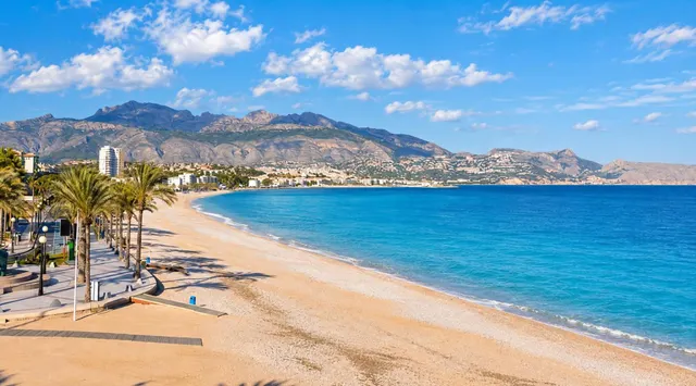 Altea, primera línea: el mediterráneo no es la vista. es la pared principal!! — 44