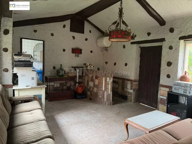 CASA EN VALDESOGO DE 220 M2 Y 790 M2 DE PARCELA, A 9 KM DE L - foto 5