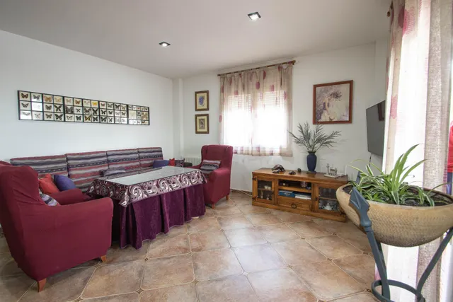 CHALET INDEPENDIENTE CON PISCINA — 31