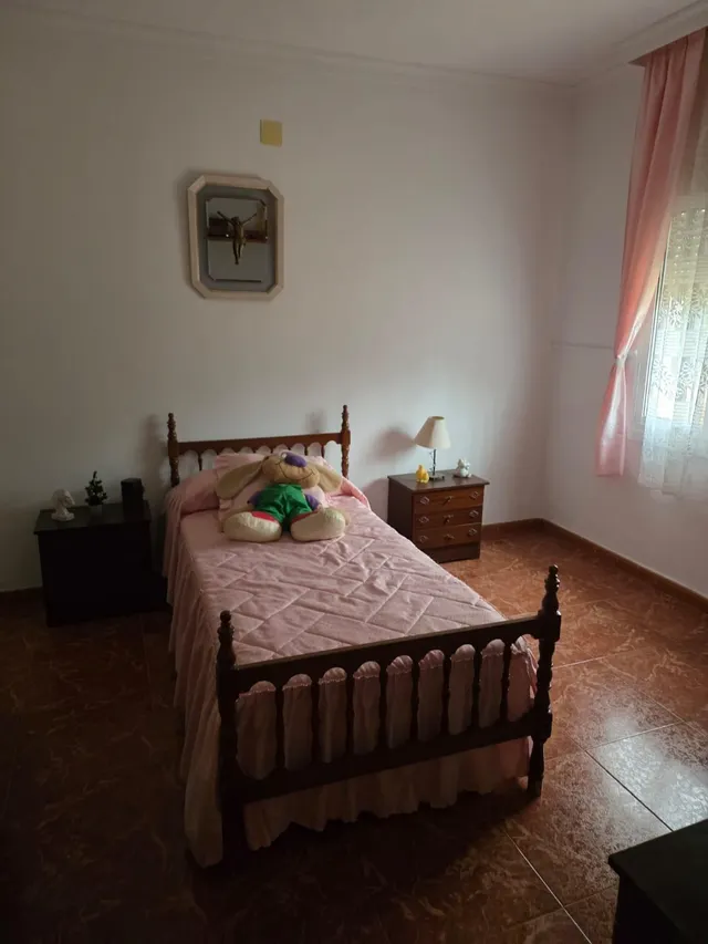 Parcela con casa en la zona de cuevas bajas — 7