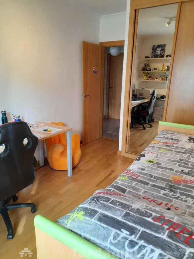 CHALET EN VILLARES DE LA REINA — 23