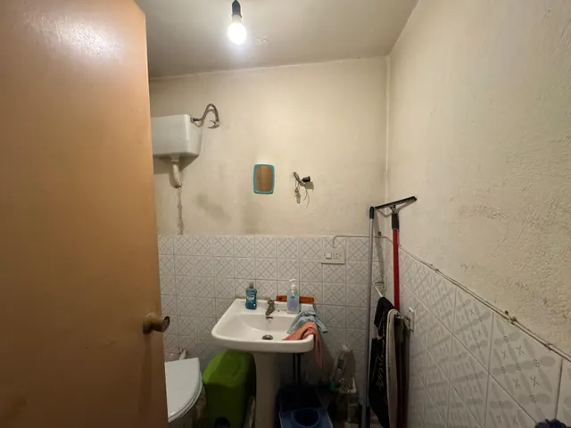 Se alquila local de esquina en zona alta de Ponferrada — 7