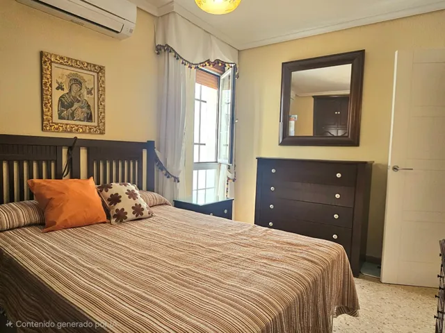 Piso de 4 dormitorios con plaza de garaje en San Basilio, con terraza de 20 m2 anexa al trastero en la cubierta. — 39