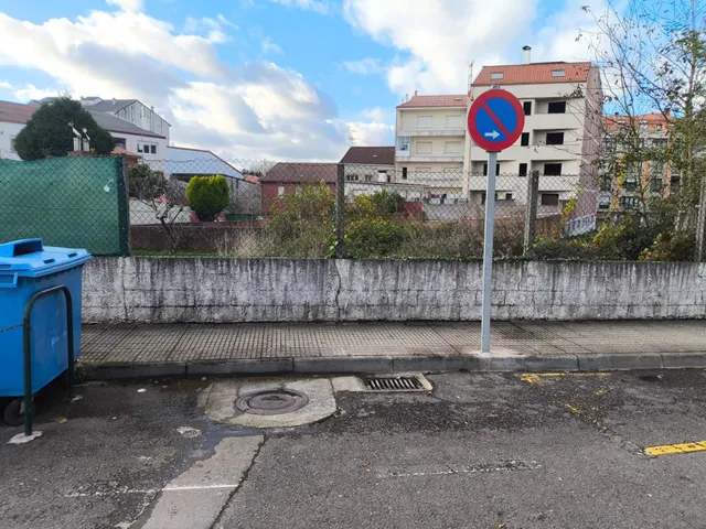 Oportunidad de Inversión: Terreno Urbano en Carballo, Zona C - foto 2