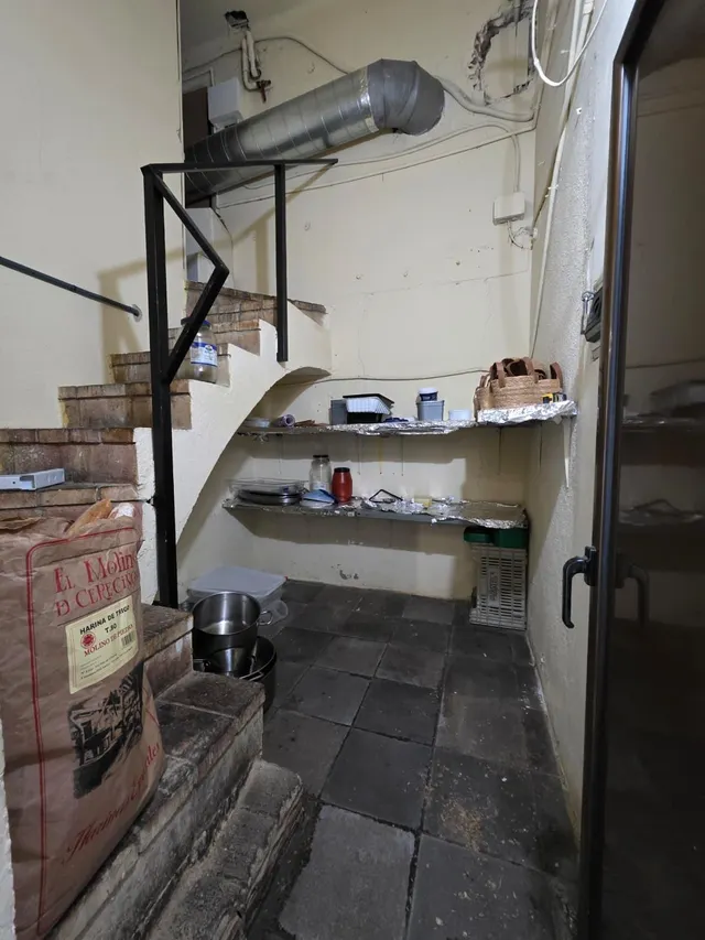 Traspaso bar-restaurante en Igualada zona poble sec!! — 6