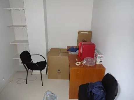 LOCAL COMERCIAL EN PERFECTO ESTADO MUY CERCA DE CENTRO COMERCIAL AS CANCELAS — 7