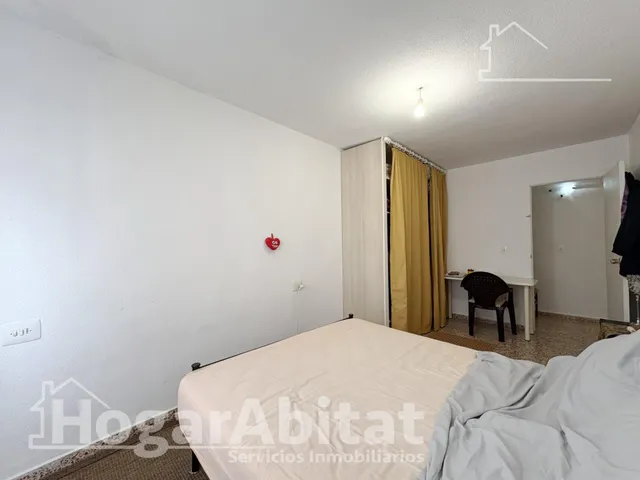 OPORTUNIDAD DE INVERSIÓN! EXTERIOR CON BALCÓN Y GARAJE — 13
