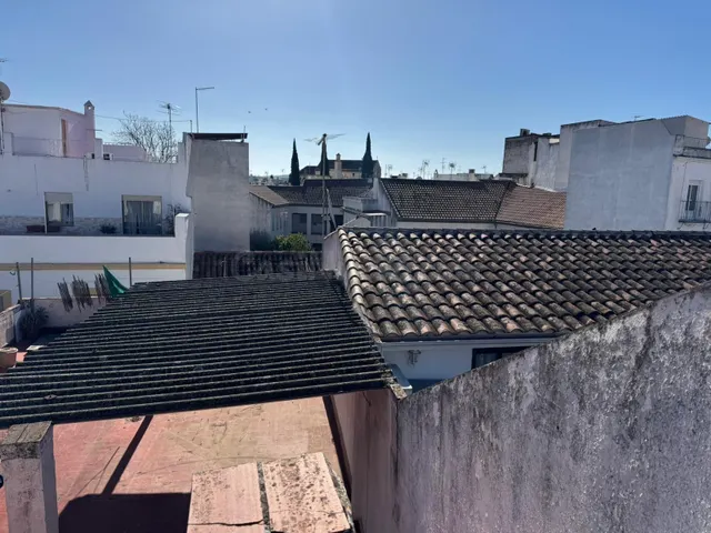 ¡¡¡ CASA EN POR SAN PEDRO PARA REFORMAR !!!