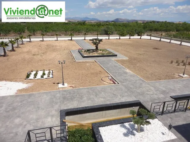 ESPECTACULAR CHALET EN ZONA TORRELLANO BAJO — 10