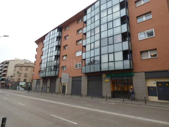 LOCAL COMERCIAL EN ALQUILER DE 600M2 DIVIDIBLE EN ZONA CTRA  - foto 3