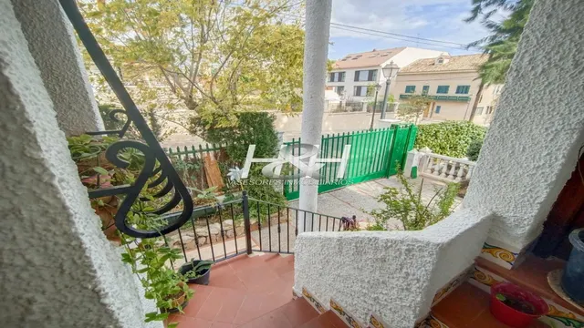 Sensacional villa en Rocafort. / HH Asesores, Inmobiliaria en Burjassot/ — 18