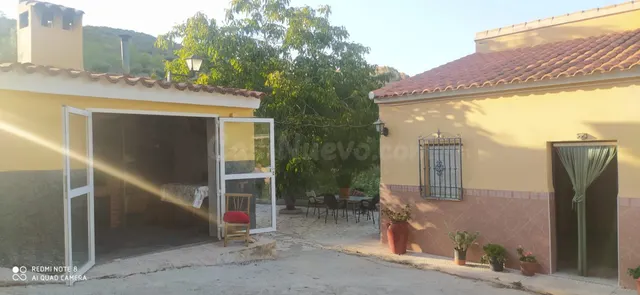Casa de campo con 17.111 m2 de parcela en Paraje El Tollo, C - foto 2
