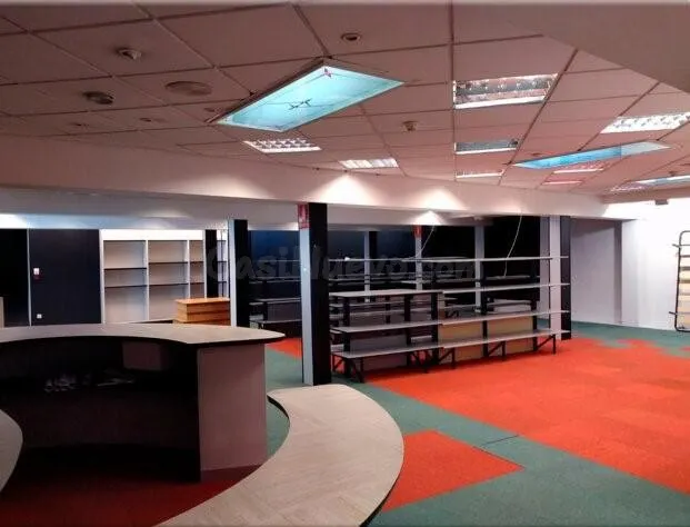 Local en alquiler en Santander de 424 m2 — 2