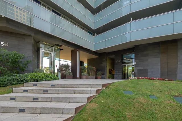 ÁTICO DÚPLEX DE LUJO CON PISCINA PRIVADA Y VISTAS PANORÁMICAS EN DIAGONAL MAR — 22