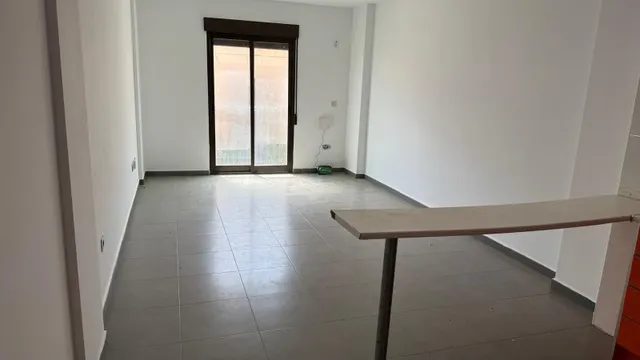 Oportunidad de Inversión en el Centro de Orihuela — 2