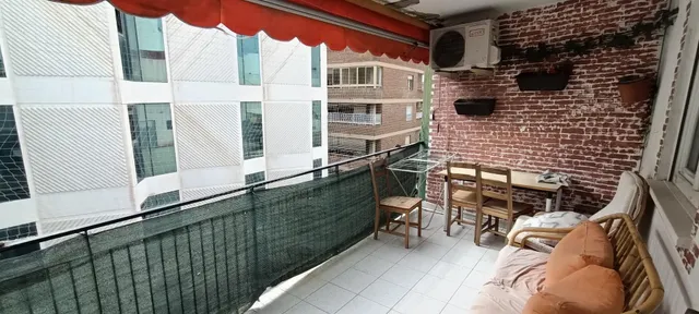 PISO 3 habitaciones EN EL CENTRO DE BENIDORM CON TERRAZA