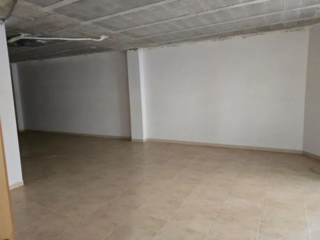 ENTRESUELO COMERCIAL CÉNTRICO — 8