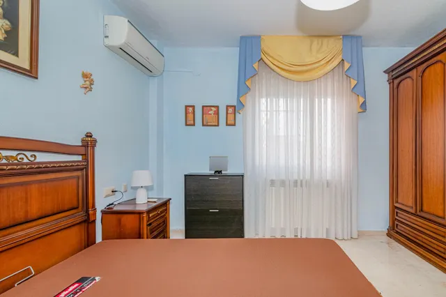¡AMPLIA CASA DE 4 DORMITORIOS, 3 BAÑOS Y CALEFACCIÓN CENTRAL EN LA ZUBIA! ✨ — 18