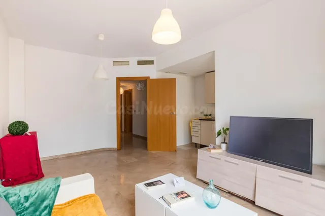Piso tipo dúplex, 4 dormitorios y garaje en Príncipe de Astu - foto 2