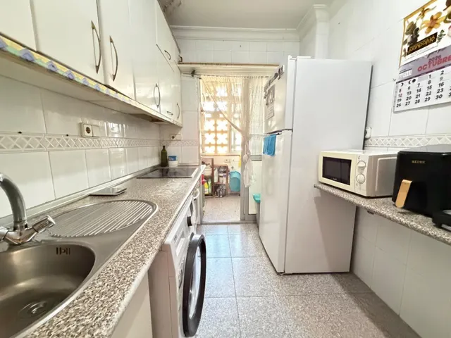 Encantador piso de 3 dormitorios con terraza en zona san benito — 4
