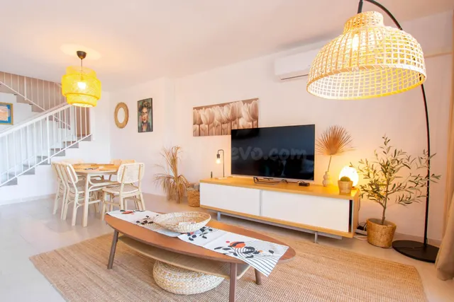 Maravilloso duplex con vistas al mar, parking y piscina comu - foto 3