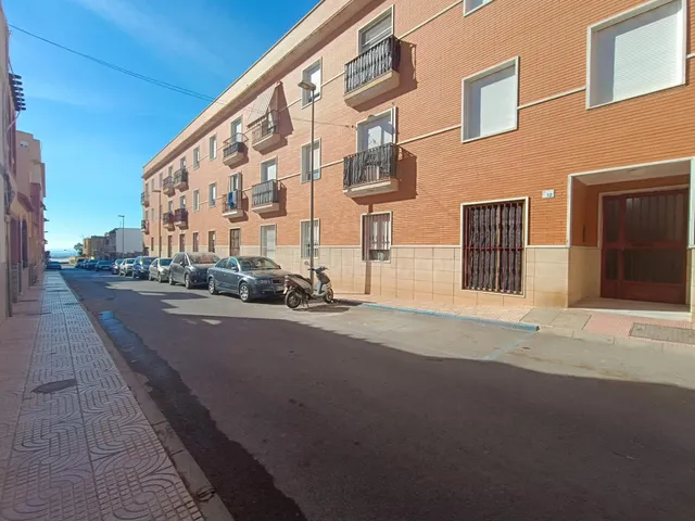 Piso de 2 dormitorios en venta en Vicar, La Gangosa - foto 2